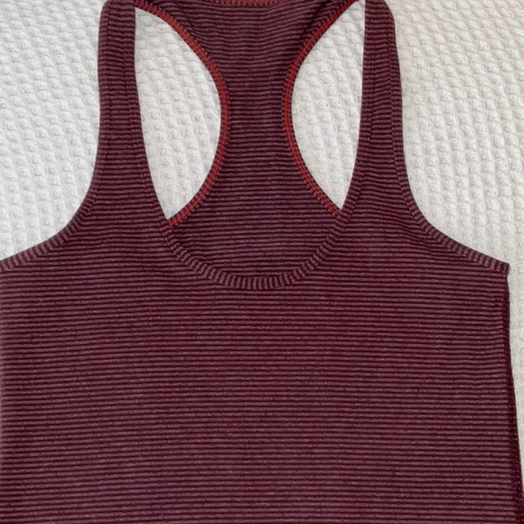 Lululemon Maroon Red Stripe Cool Racerback Tank Top. Like new! Size 4 - Picture 11 of 13